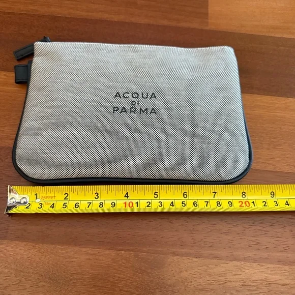 Unused Aqua Di Parma x Air Canada Travel Pouch Cosmetic Case Accessory Zip Bag - Picture 3 of 4